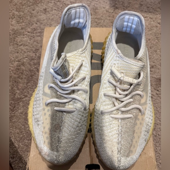 Adidas Yeezy Boost 350 V2 in Cream and Tan - Picture 1 of 3